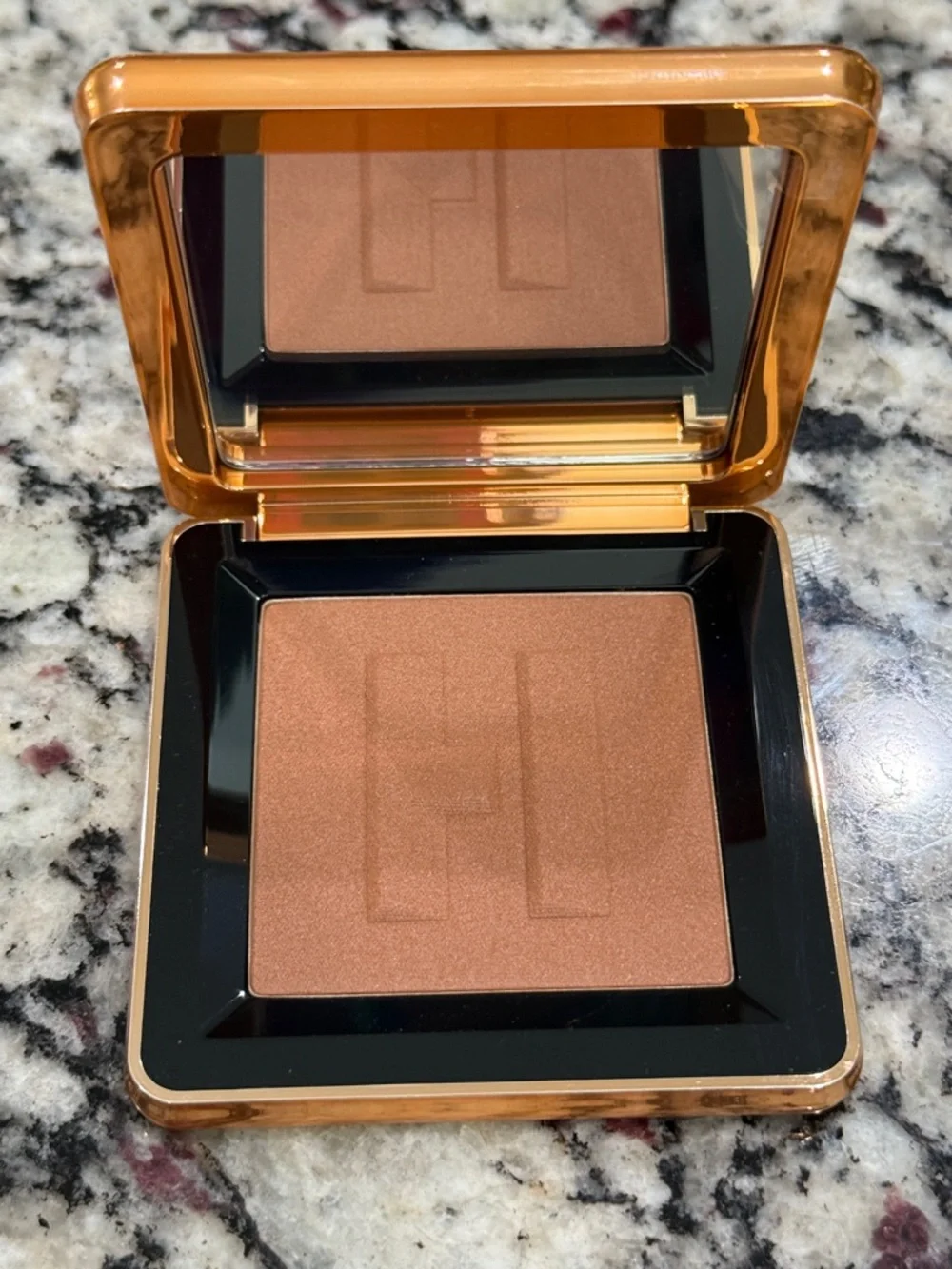 Haus Labs By Lady Gaga Terra Sol Velvet Bronzer - Terra Sol